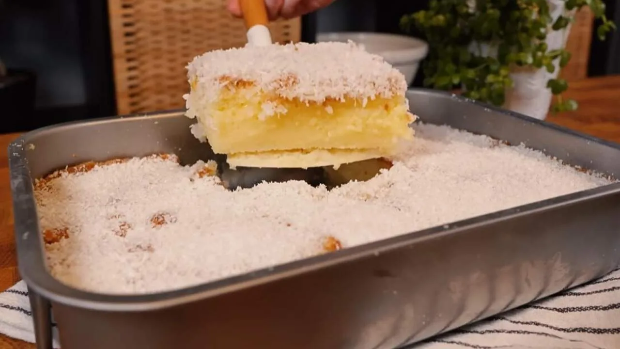 Imagem da Receita de Bolo Cremoso de Coco Sem Leite