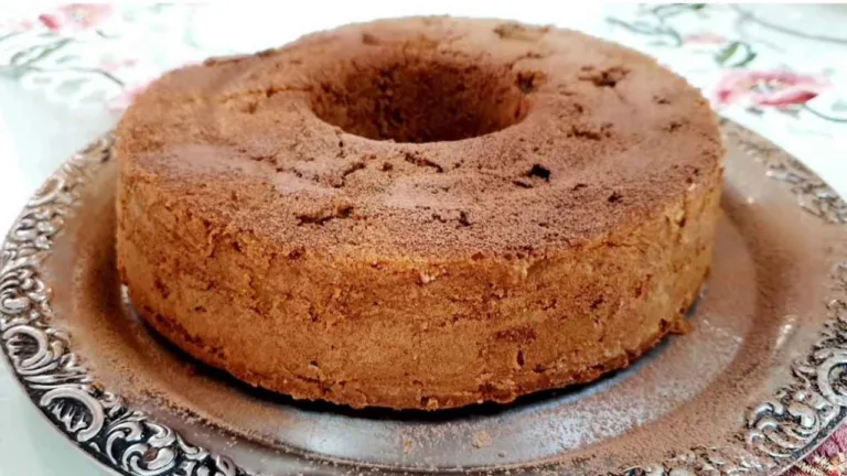 Imagem da Receita de Bolo Fit de Maçã com Aveia no Liquidificador.