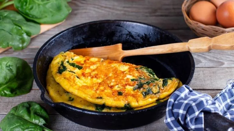 Imagem da Receita de Omelete Proteico de Espinafre.