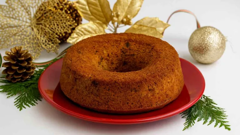 Imagem da Receita de Bolo de Natal Saudável Sem Açúcar, Sem Glúten e Sem Leite.