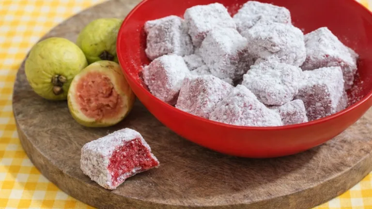 Imagem da Receita de Docinho de Goiaba em Pedaços Sem Açúcar.