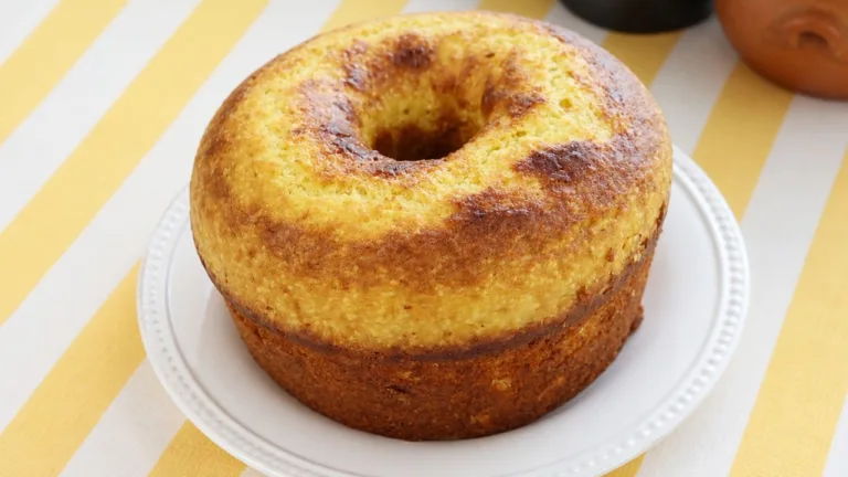 Imagem da Receita de Bolo Sem Manteiga e Sem Óleo no Liquidificador.