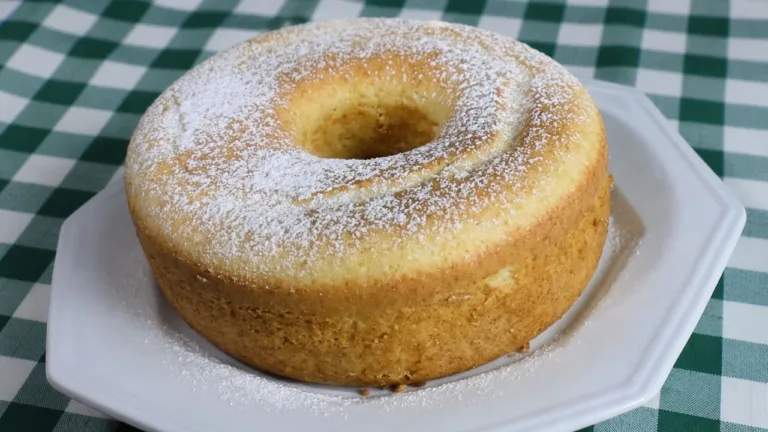 Imagem da Receita de Bolo de Limão Sem Ovo.