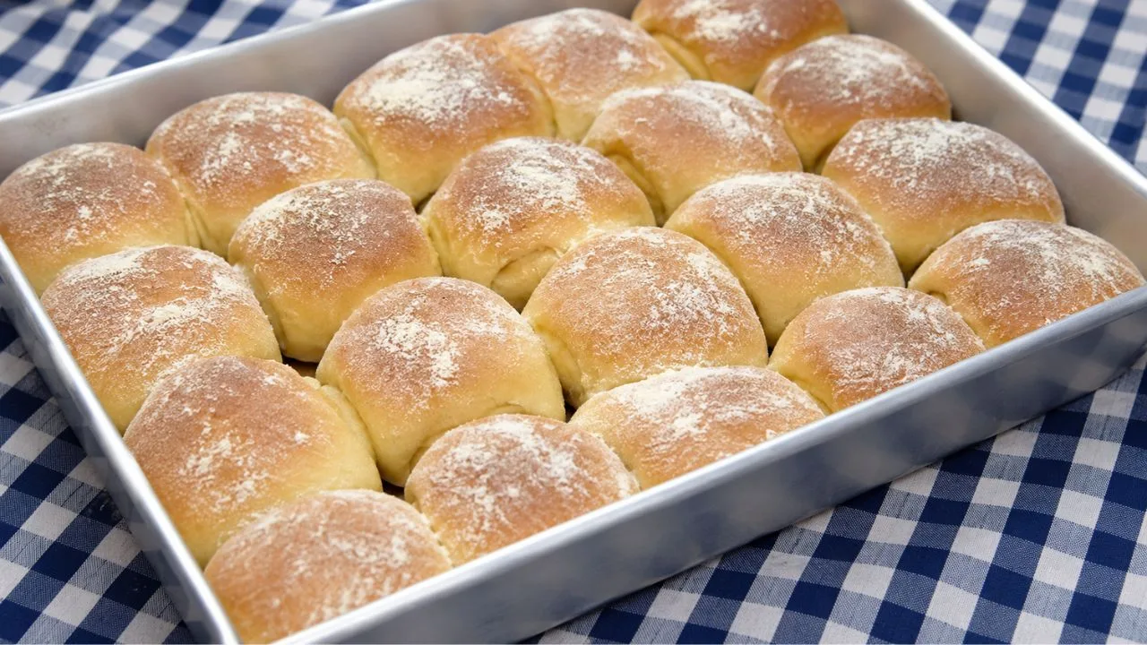 Imagem da Receita de Pãozinho de Fubá Sem Ovo e Sem Leite.