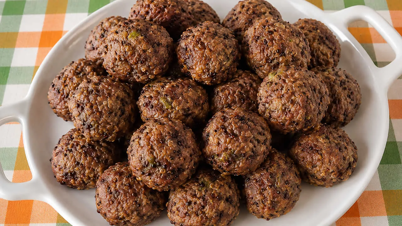 Imagem da Receita de Almôndega Fit de Carne com Quinoa.