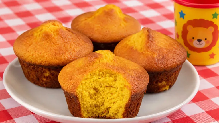 Imagem da Receita de Bolinho de Cenoura com Aveia para Bebê.